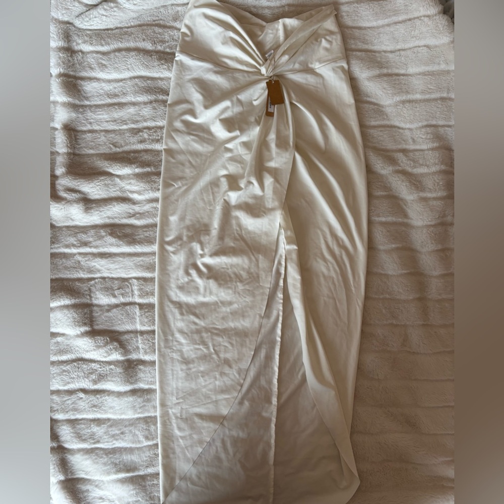 SKIMS Cream Twist-Front Swim Sarong Cover-Up